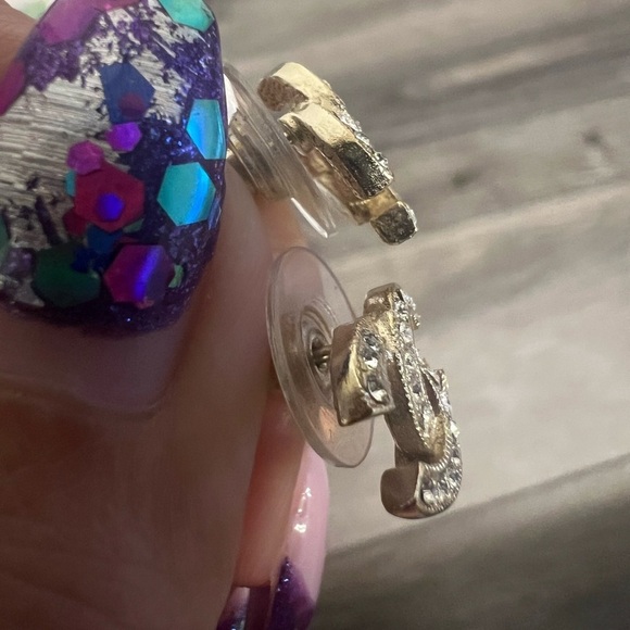 CHANEL Classic Mini CC Gold Stud Earrings - Picture 10 of 11